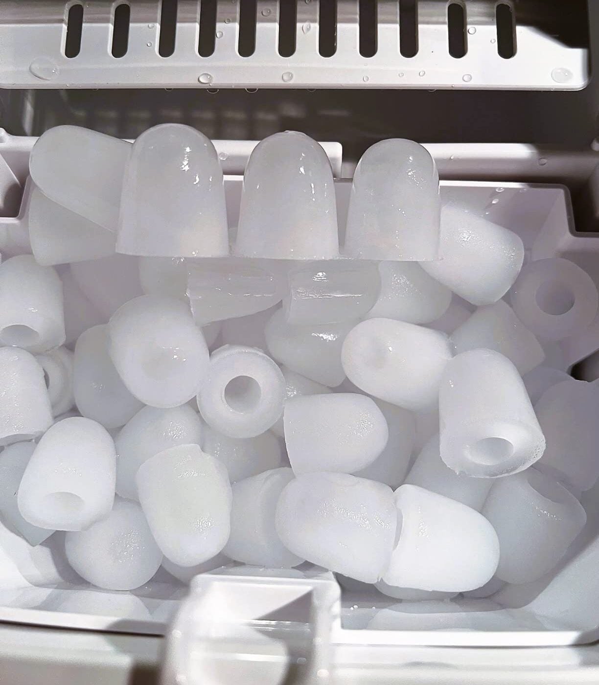bullet ice in ice maker 