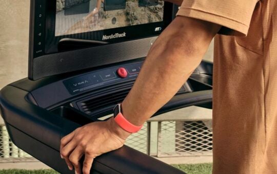 fitbit charge 6 orange
