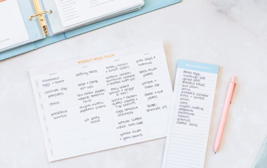 Grocery list notepad and fridge meal plan pad