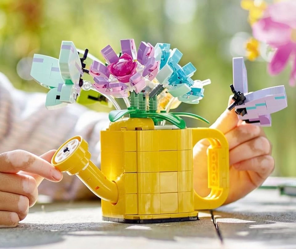 lego creator watering can 
