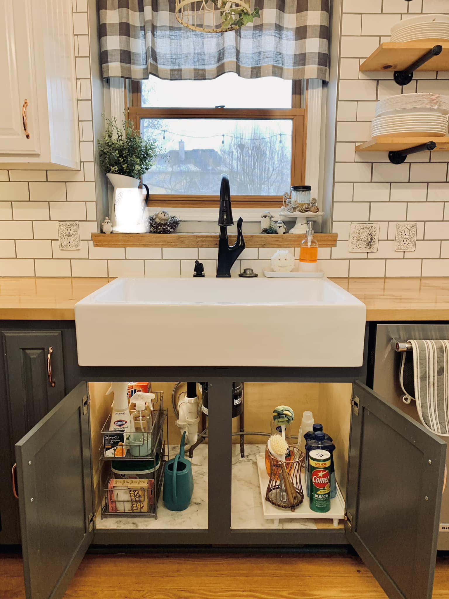 cabinet lights