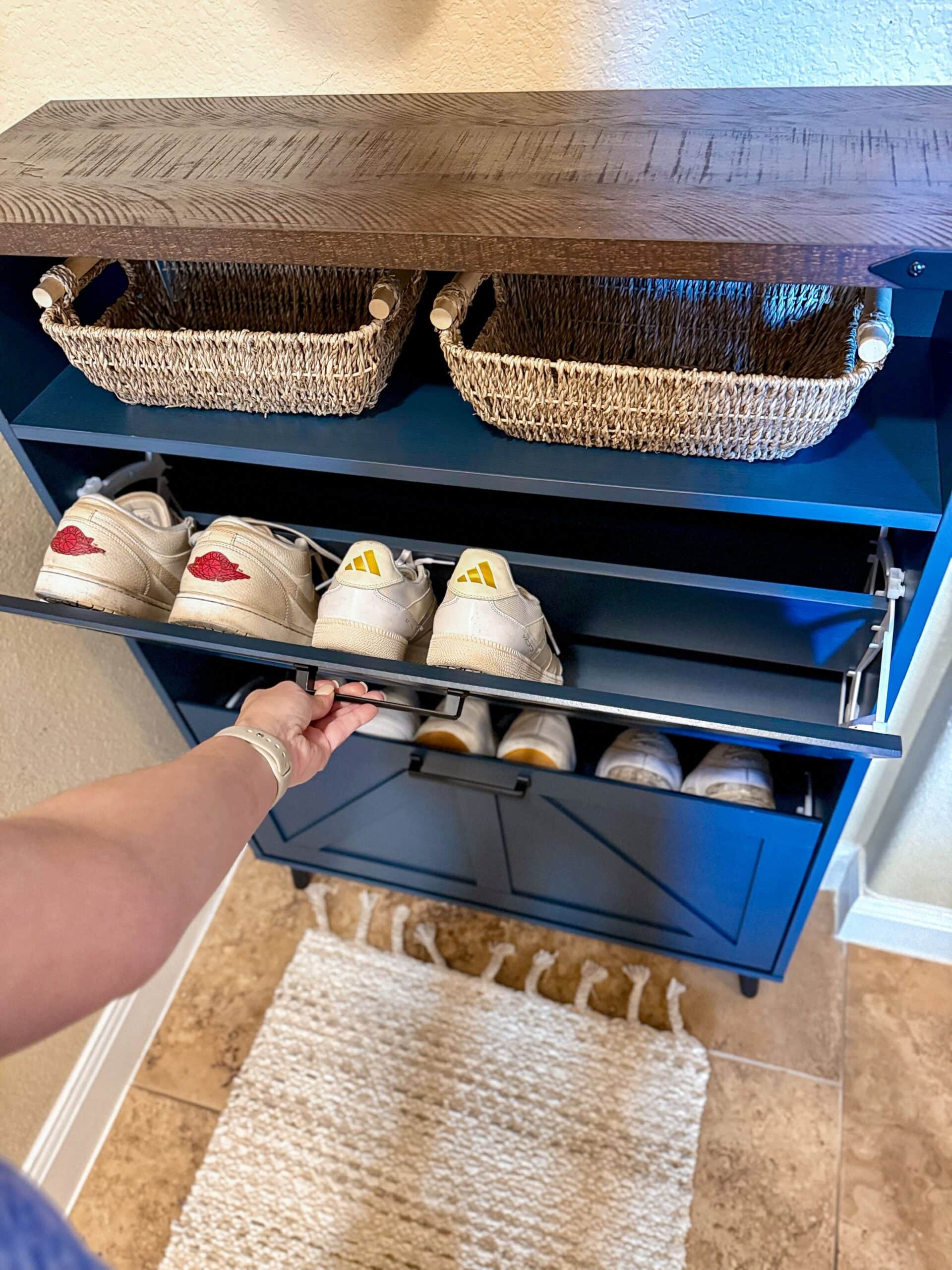 shoe rack