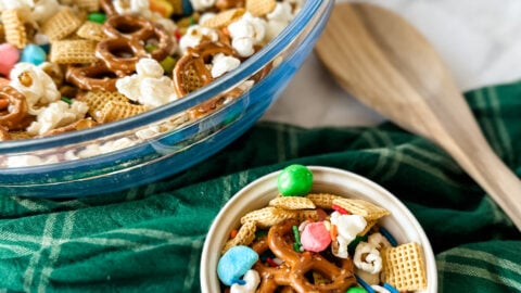 Leprechaun Bait Snack Mix