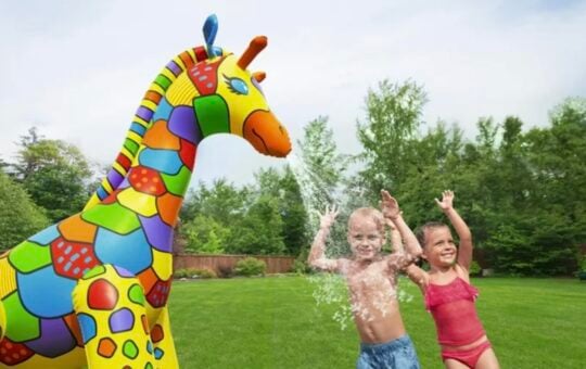 giraffe sprinkler