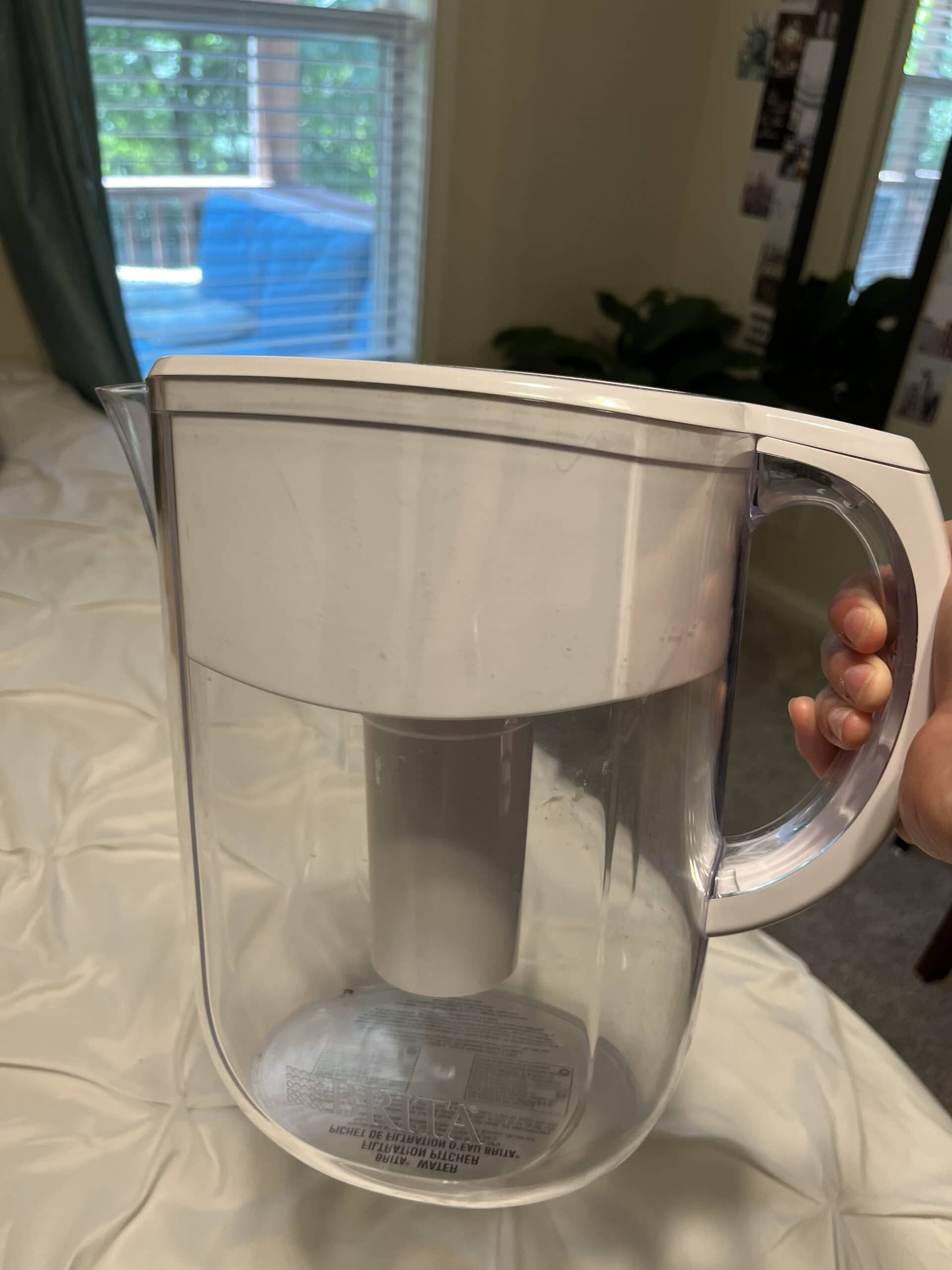 water pitcher 