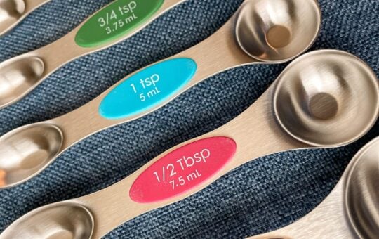 measuring spoons