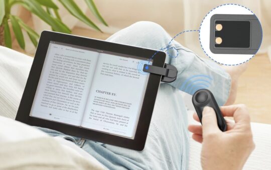 Kindle Page Turner with Remote