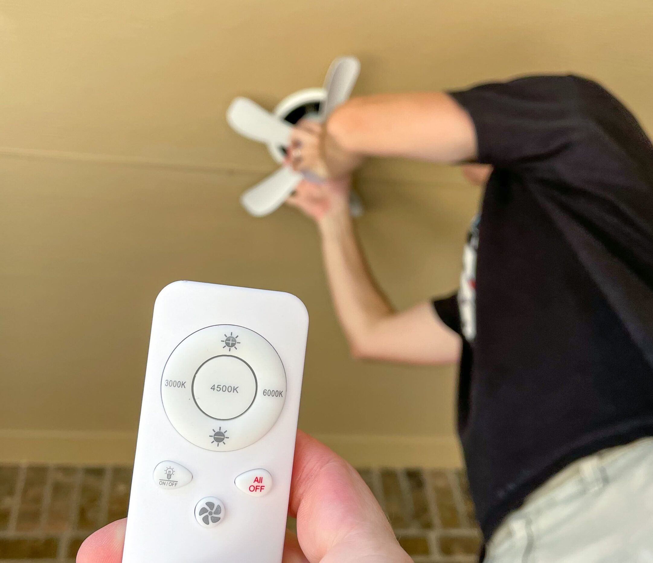 socket light fan