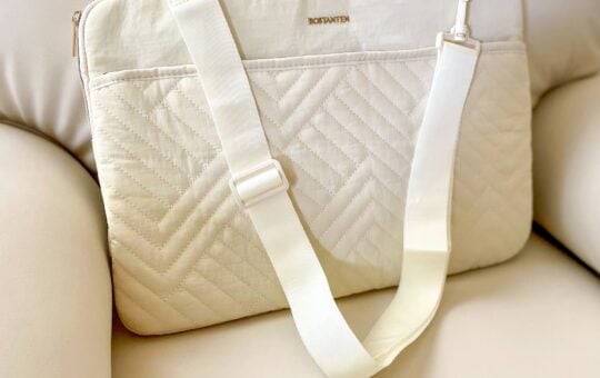 cream laptop bag