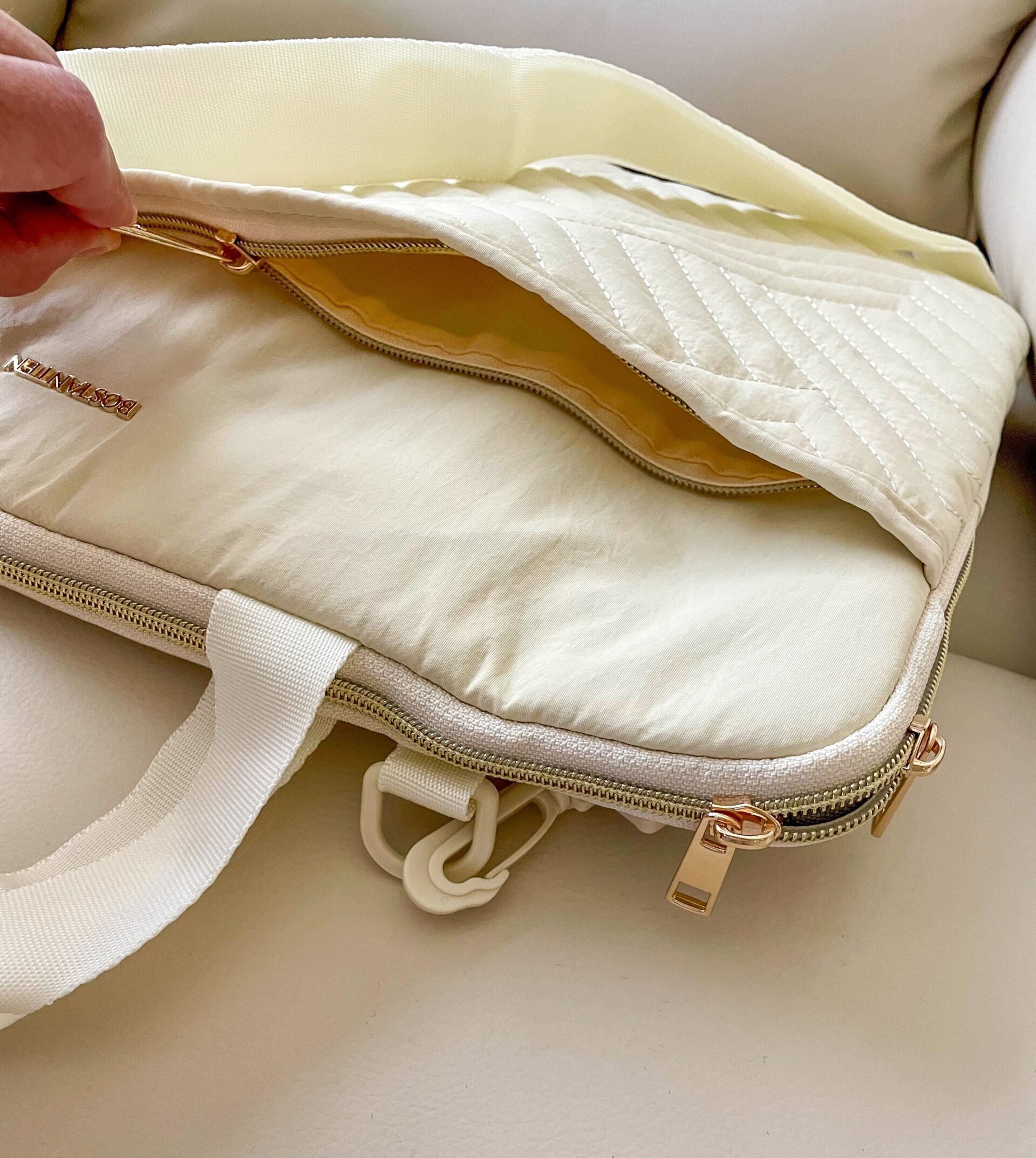cream laptop bag