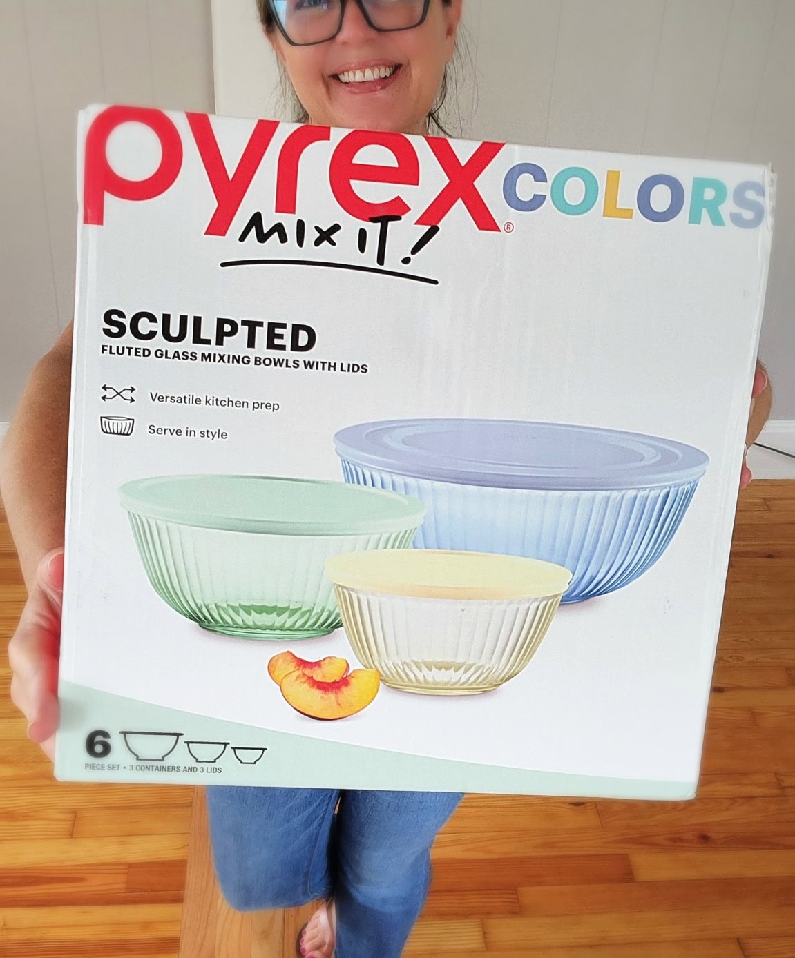 pyrex sculpted bowls 
