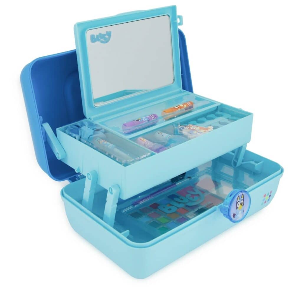 Bluey caboodles case opened