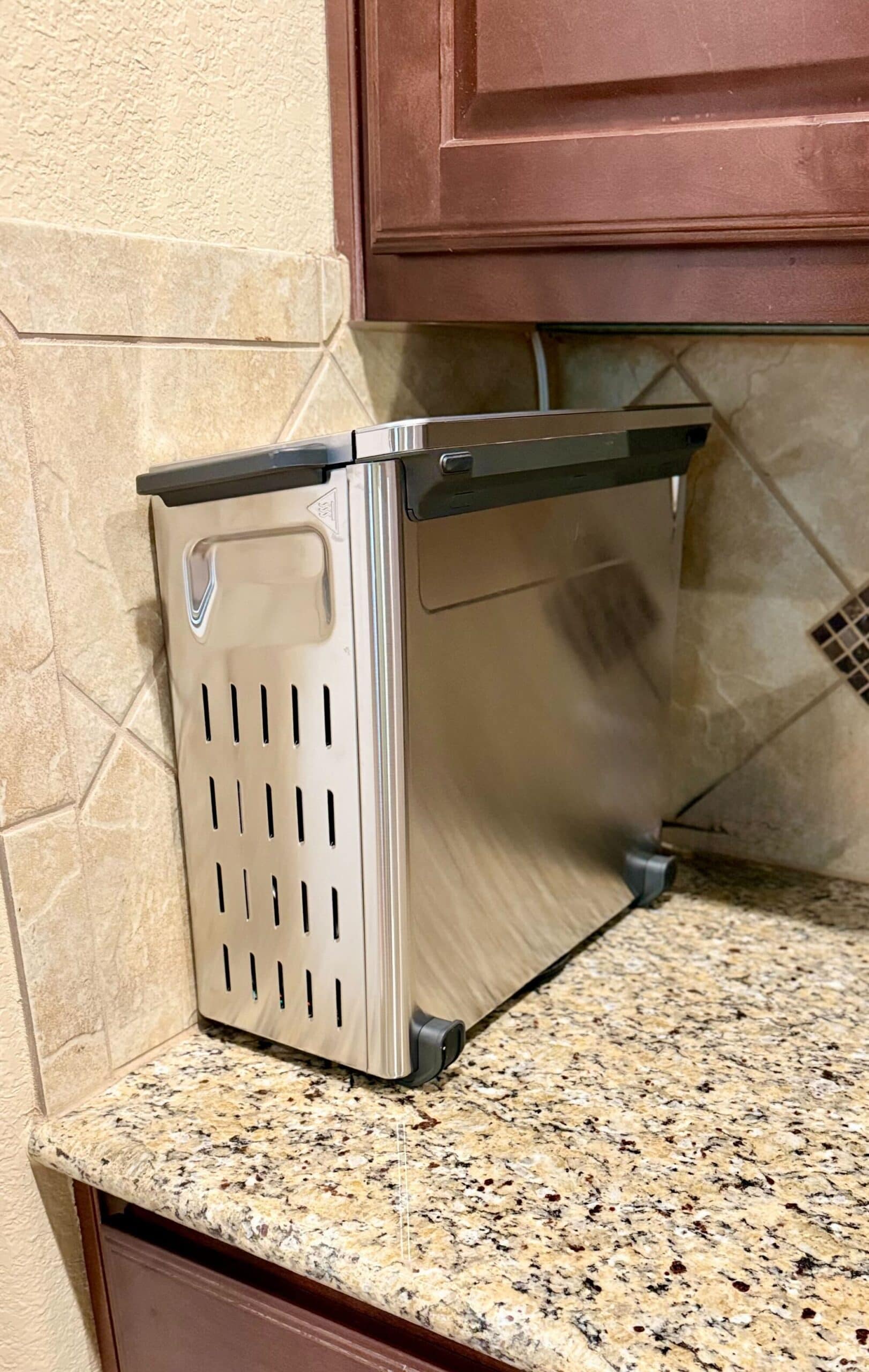 ninja flip toaster