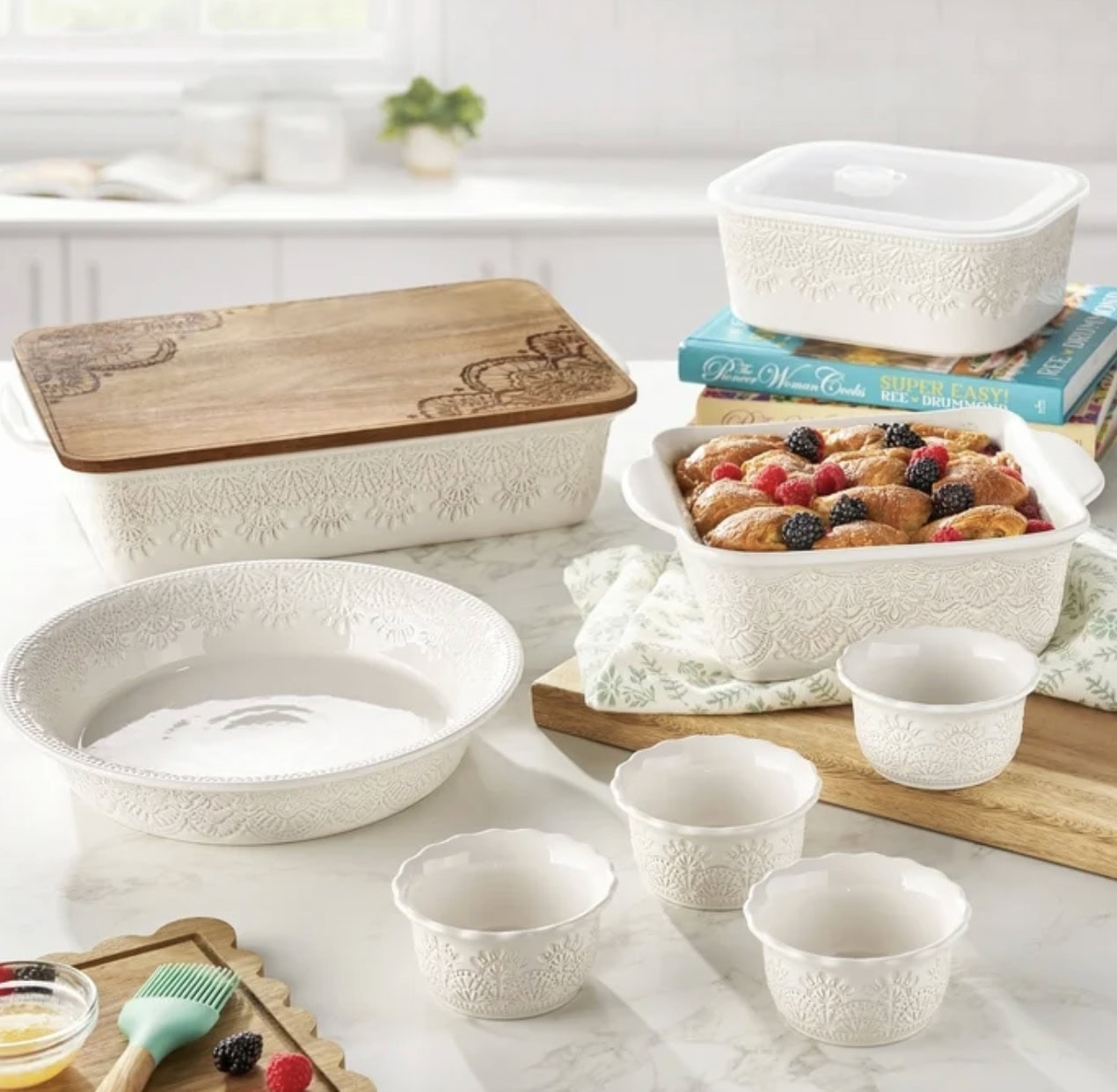 pioneer woman ceramic bakeware set 