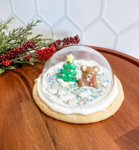 Snow globe cookies