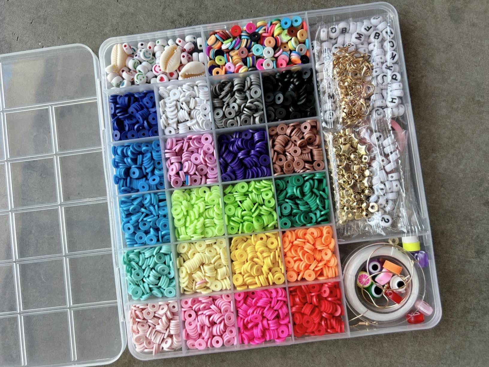 bracelet making kit