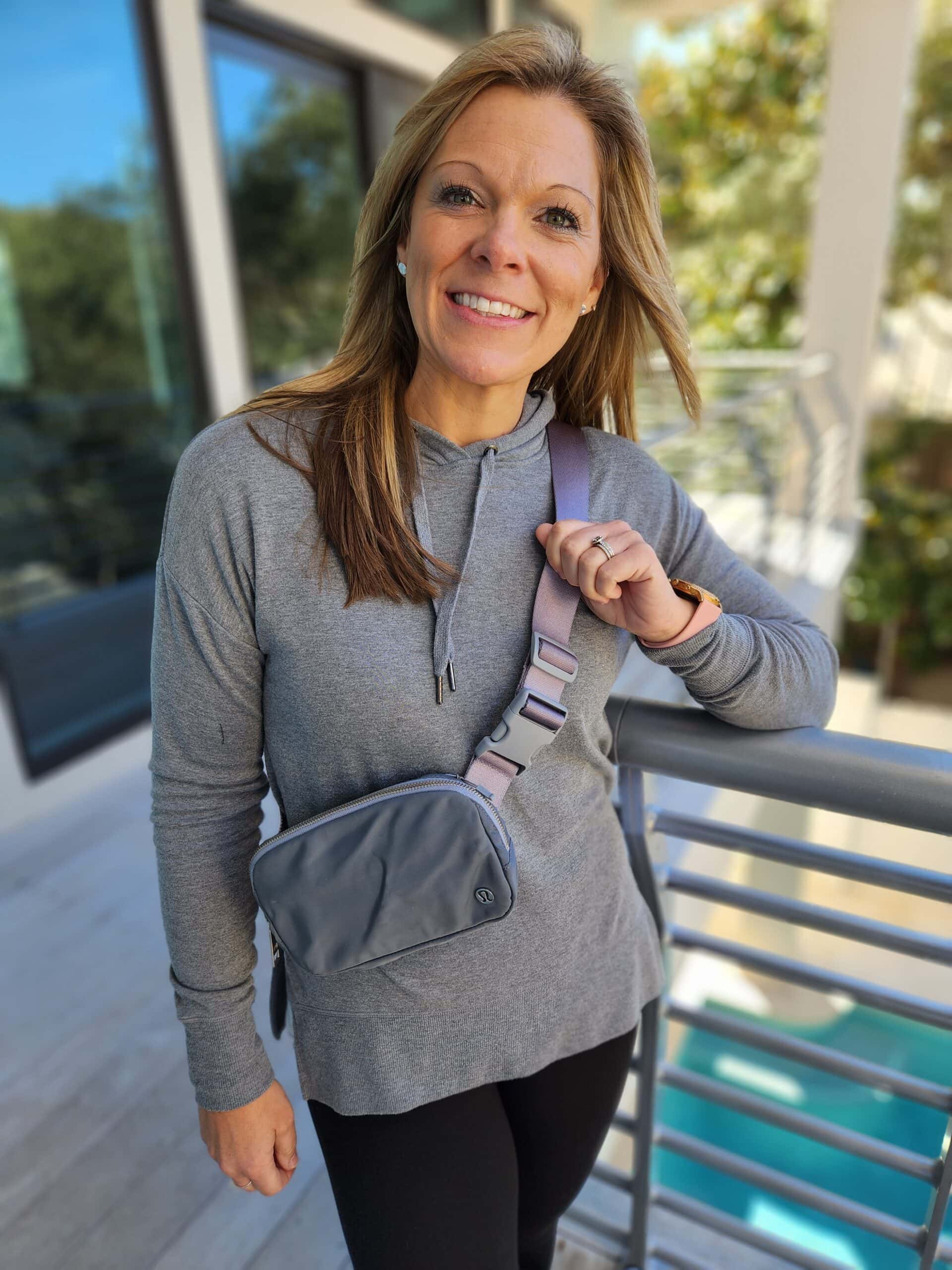 lululemon-belt-bag lululemon