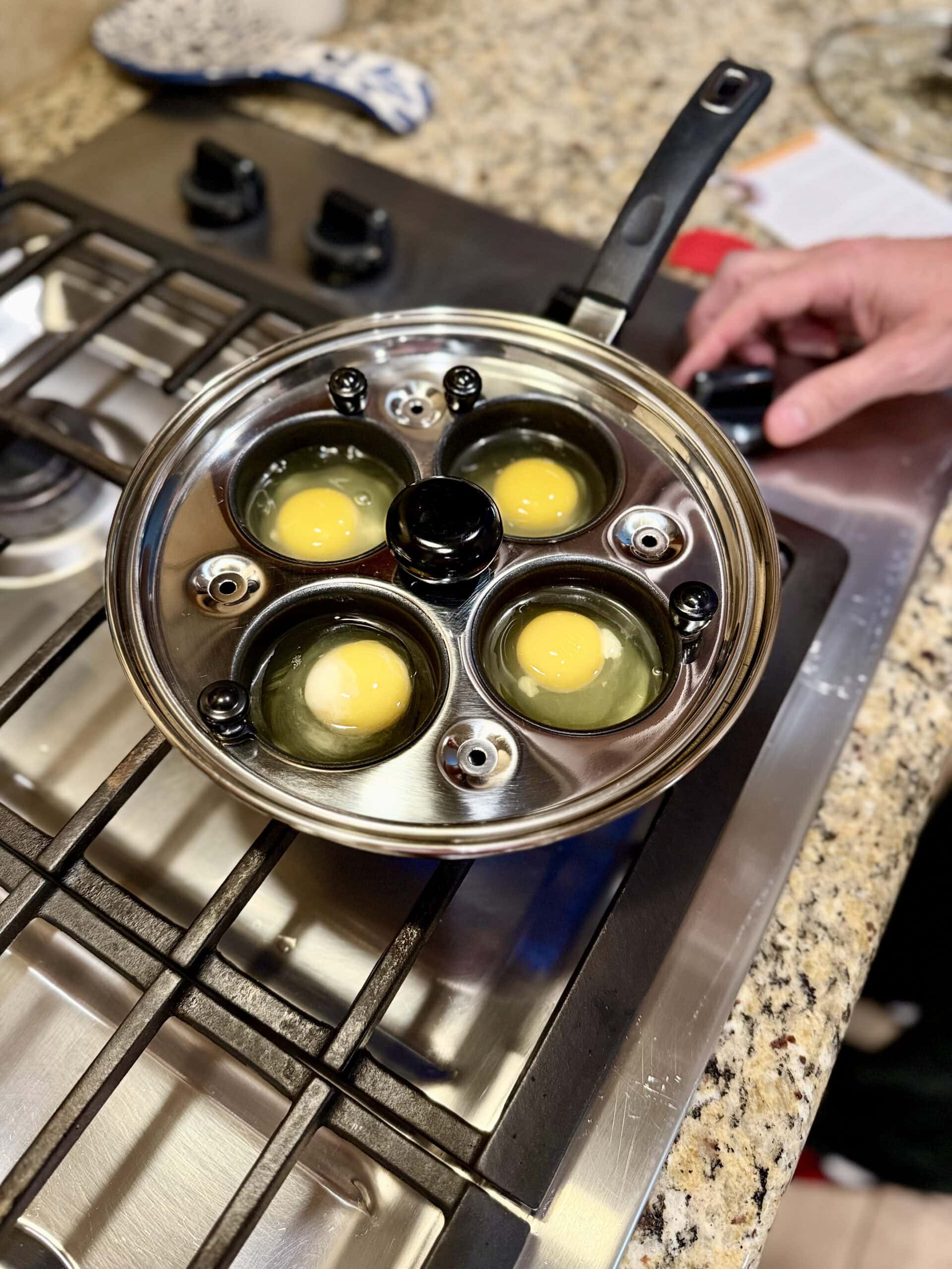 egg poacher pan