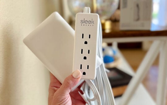 sleek socket