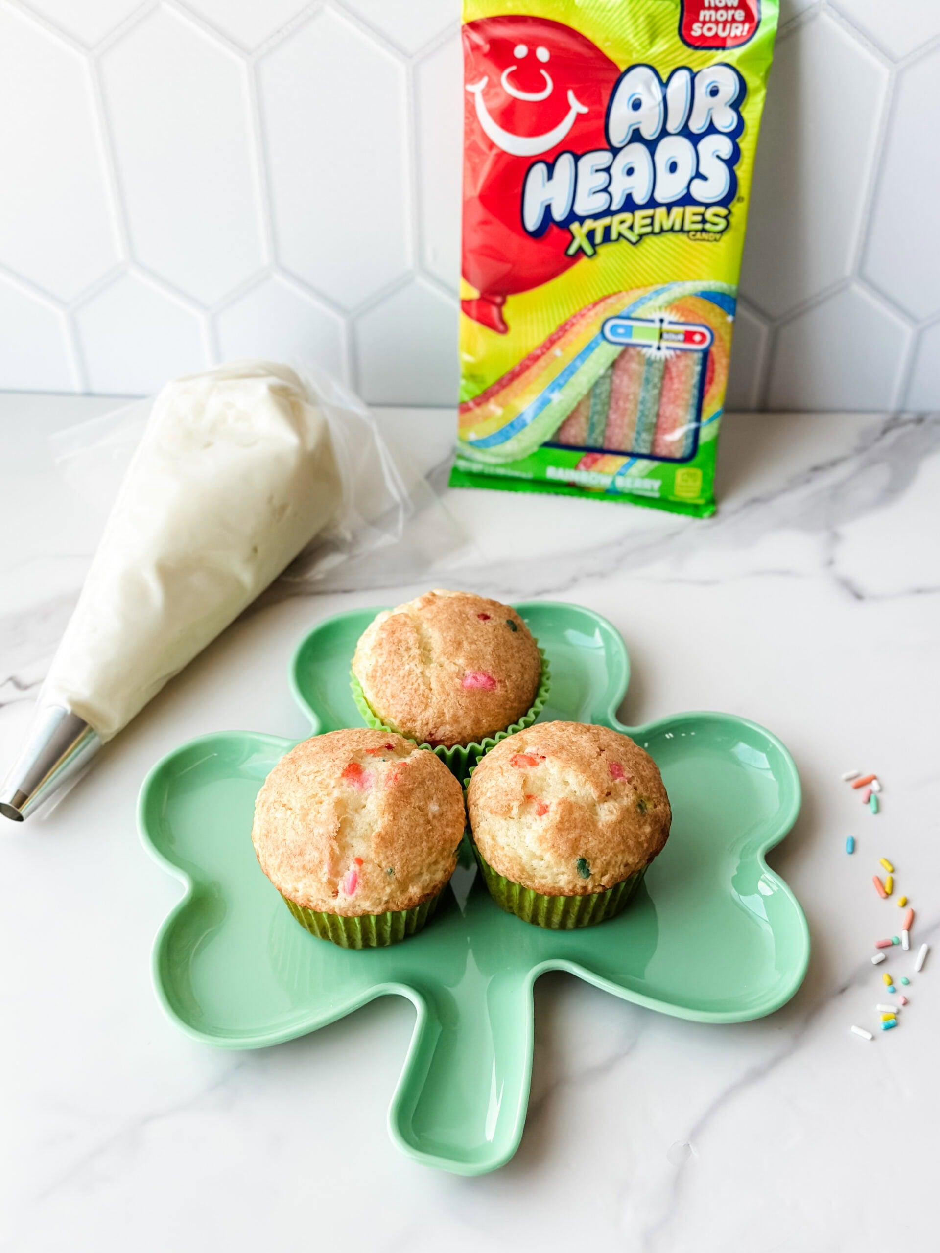 unfrosted cupcakes before making the rainbow