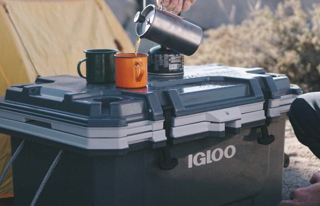 igloo 70 qt hard sided cooler