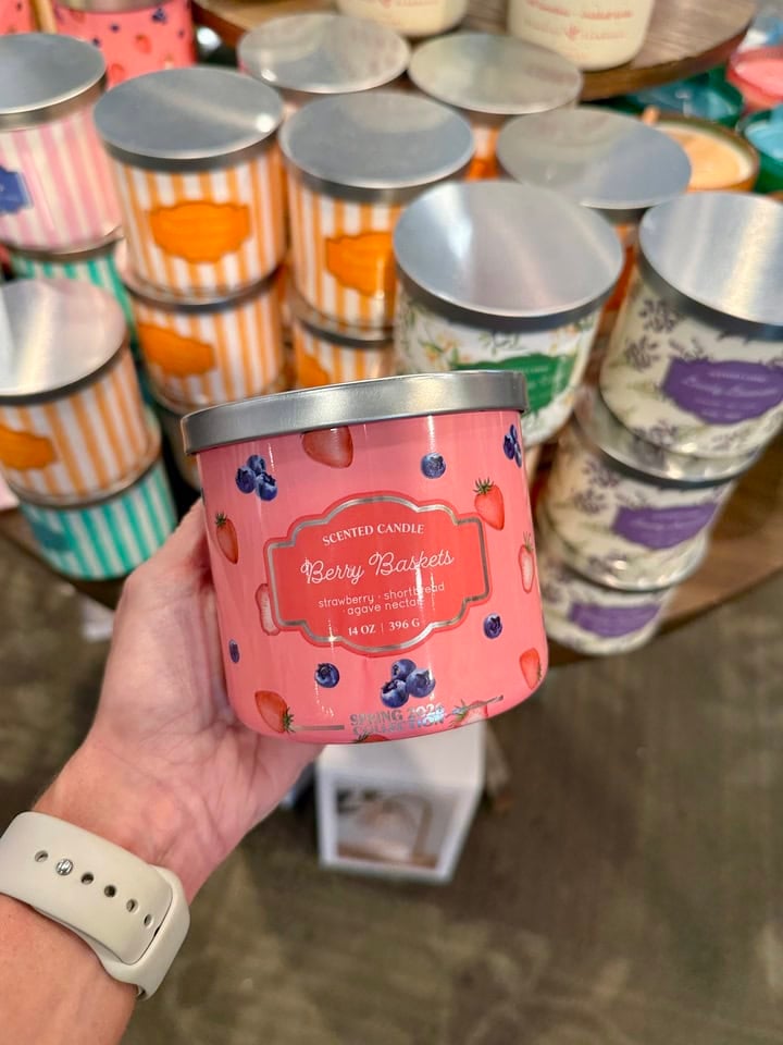 Kirkland's Scented Candles