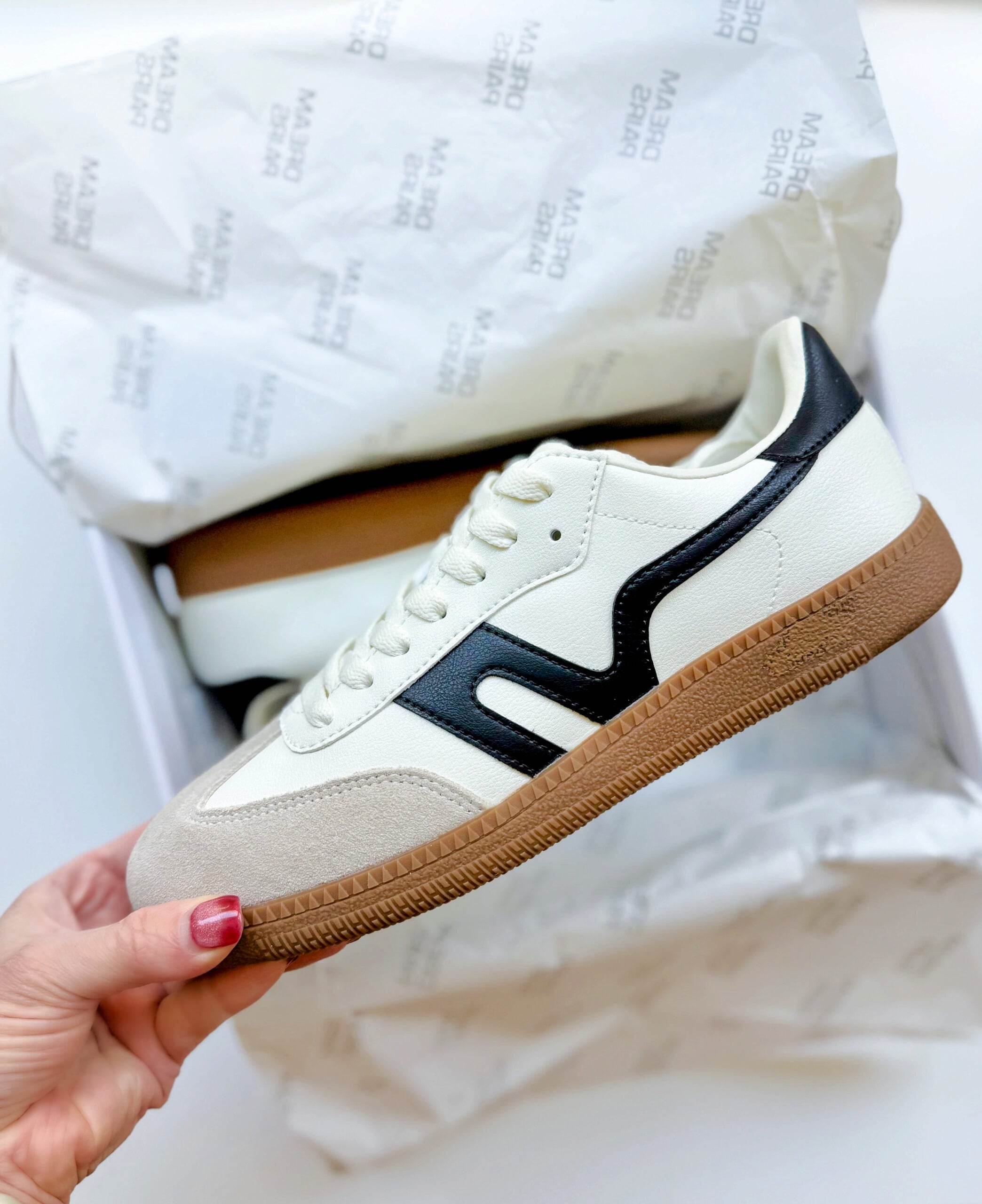 dream pairs sneakers