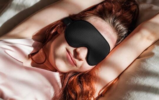 weighted eye mask