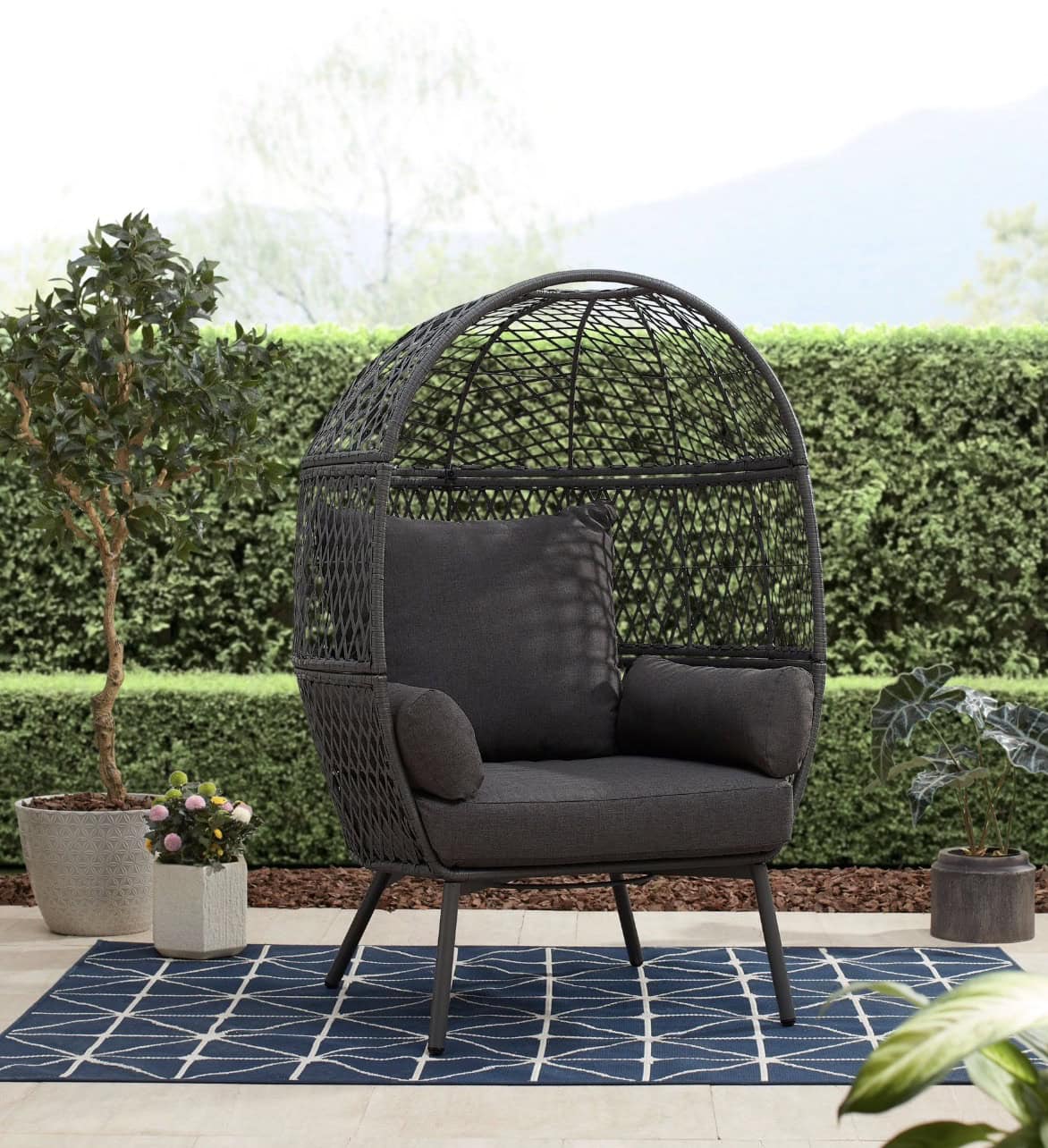 egg chair 