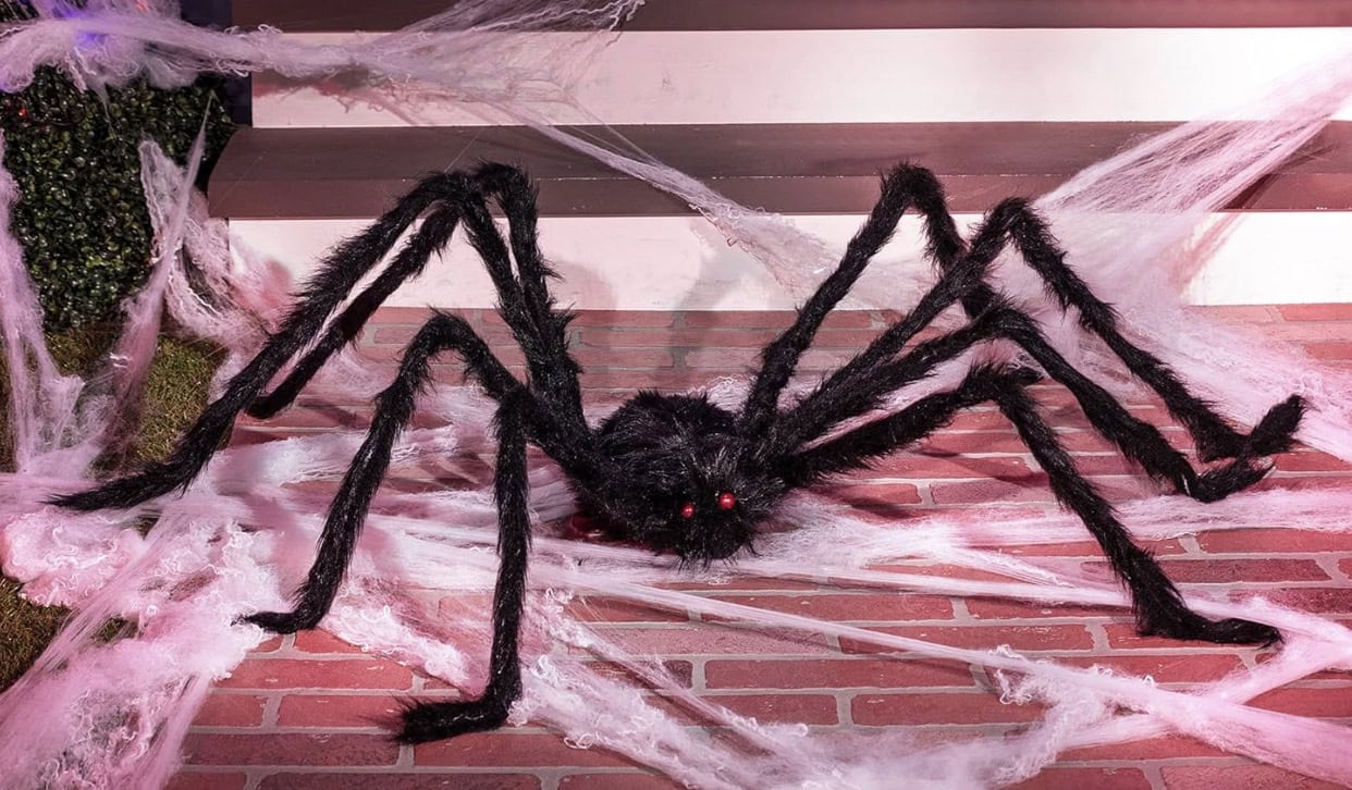 giant spider halloween decoration