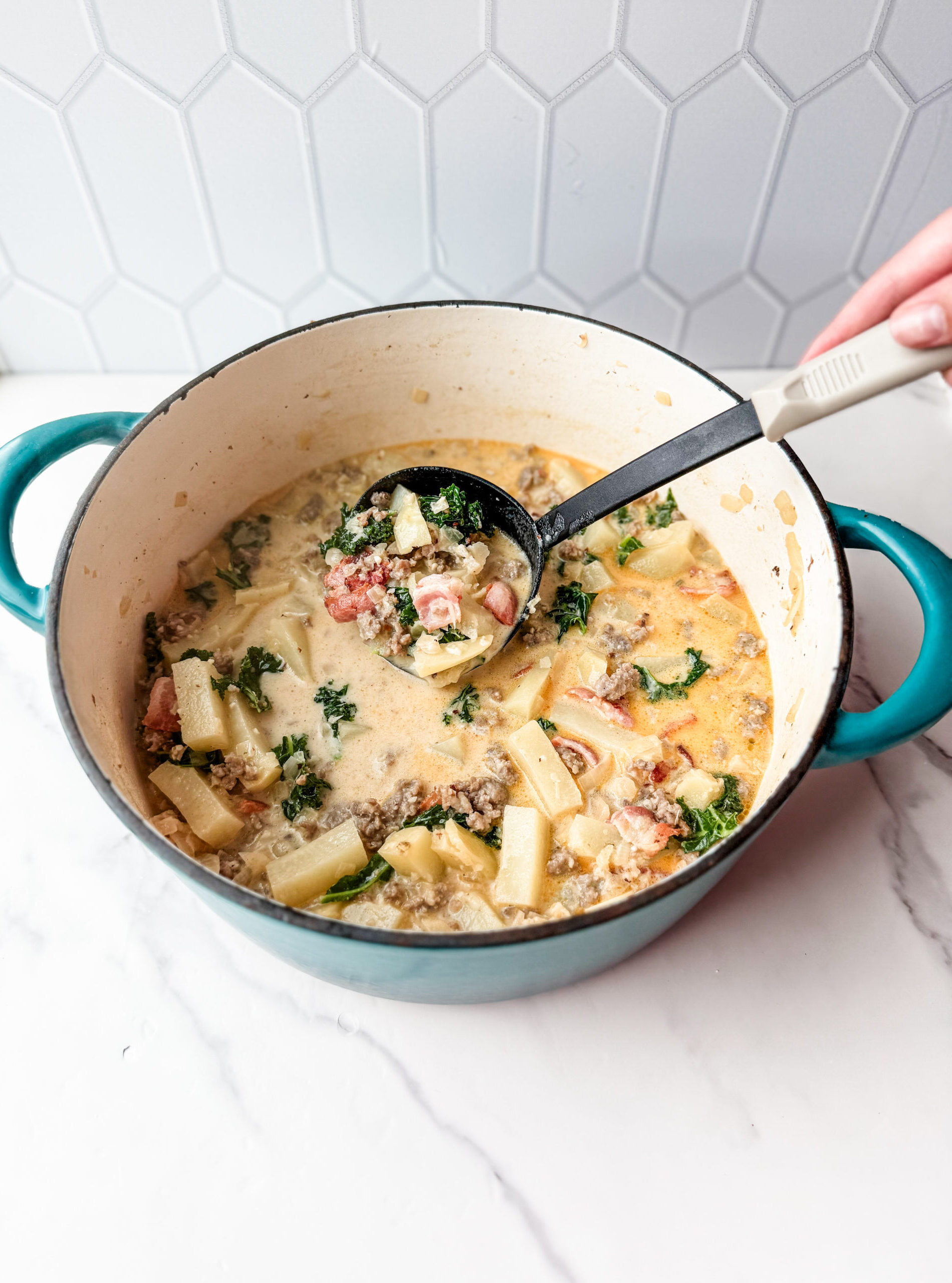 Copycat Olive Garden Zuppa Toscana - Perfect for Soup Season!