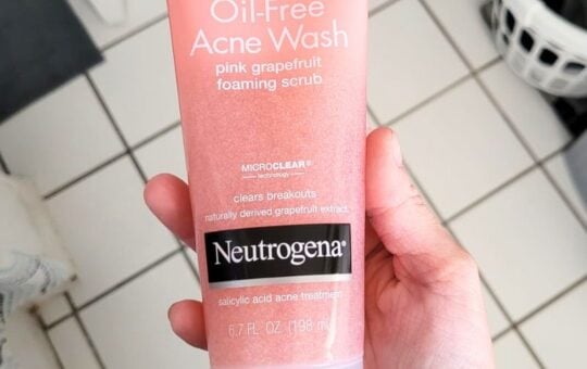 neutrogena face wash