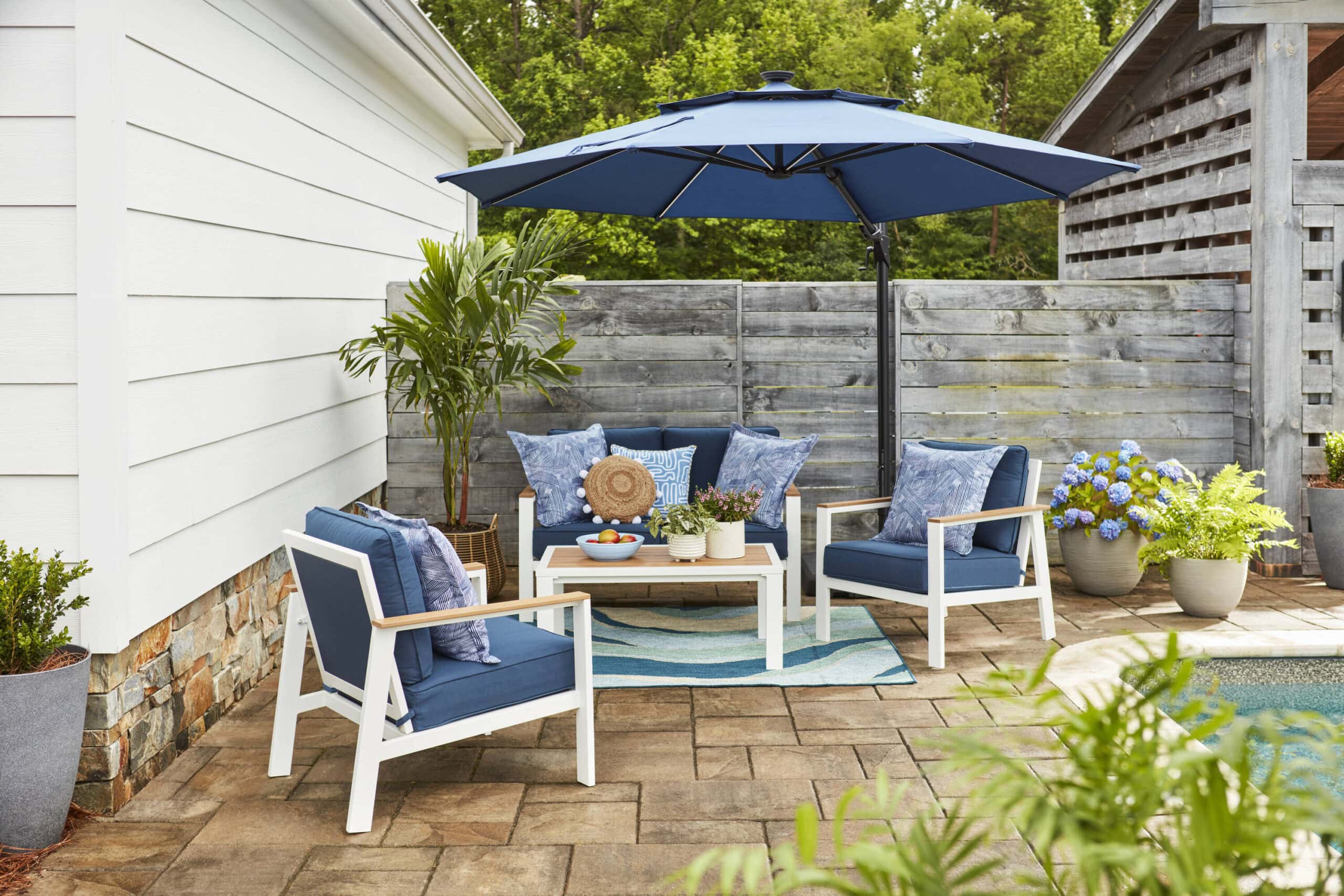allen + roth Chatham Pier 4 Piece Patio Conversation Set with Navy Cushions Included