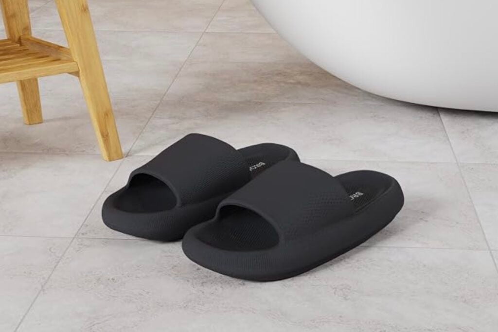 bronax pillow slippers