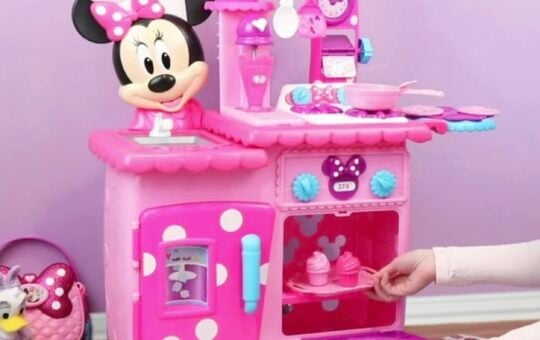 minnie mouse kitchen set disney