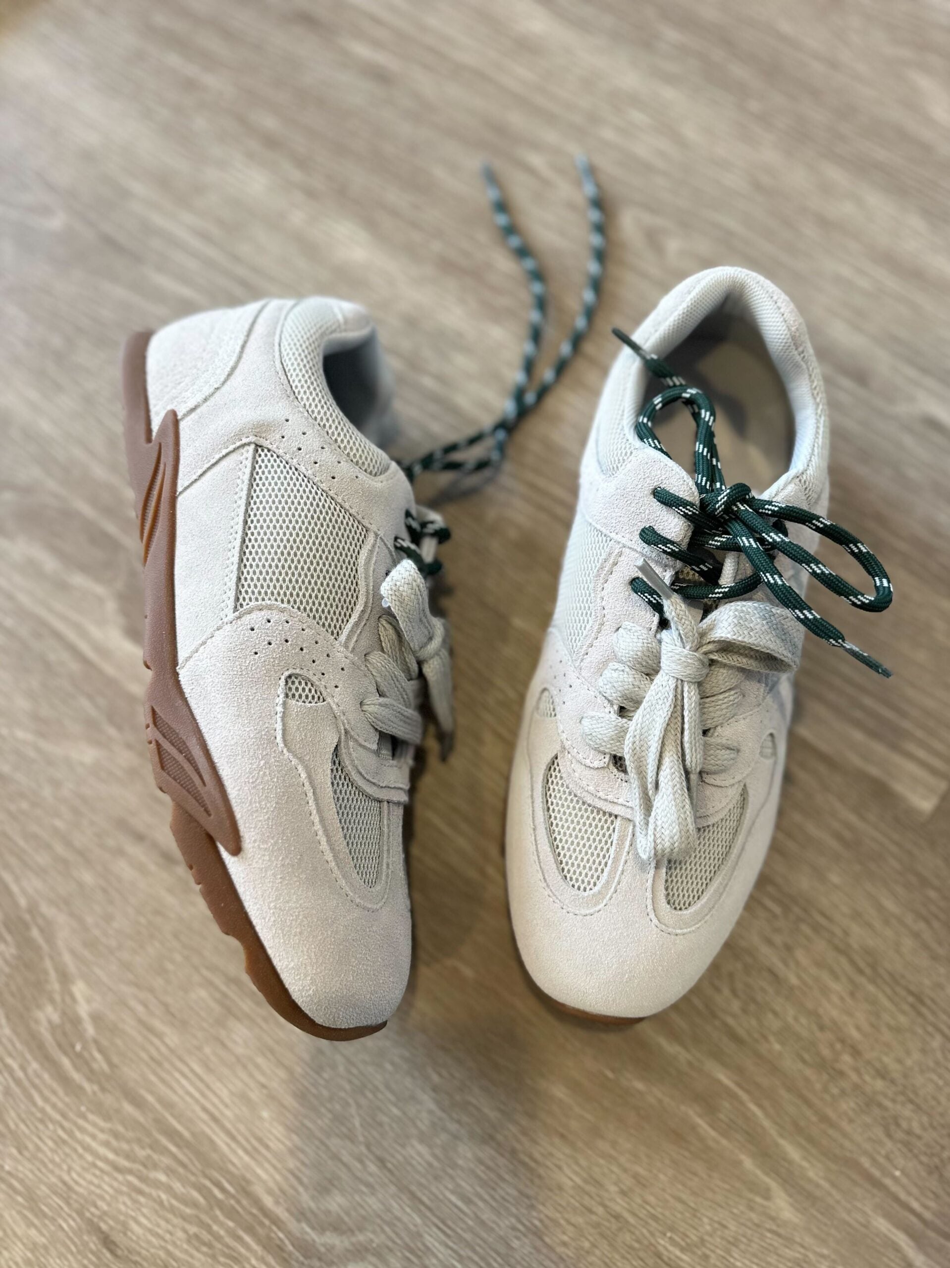 DREAM PAIRS Women's Retro Sneakers Walking Shoes Alice
