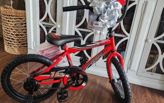 huffy rock it kids bike with bow