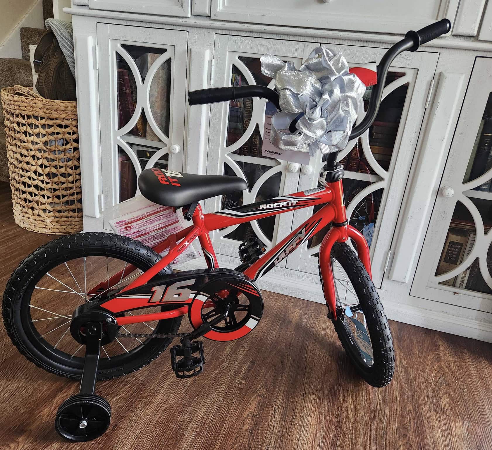 huffy rock it kids bike with bow