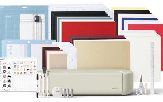 Cricut Explore 5 Deluxe Bundle