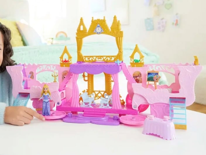 Mattel Disney Princess Carriage to Castle Transforming Playset