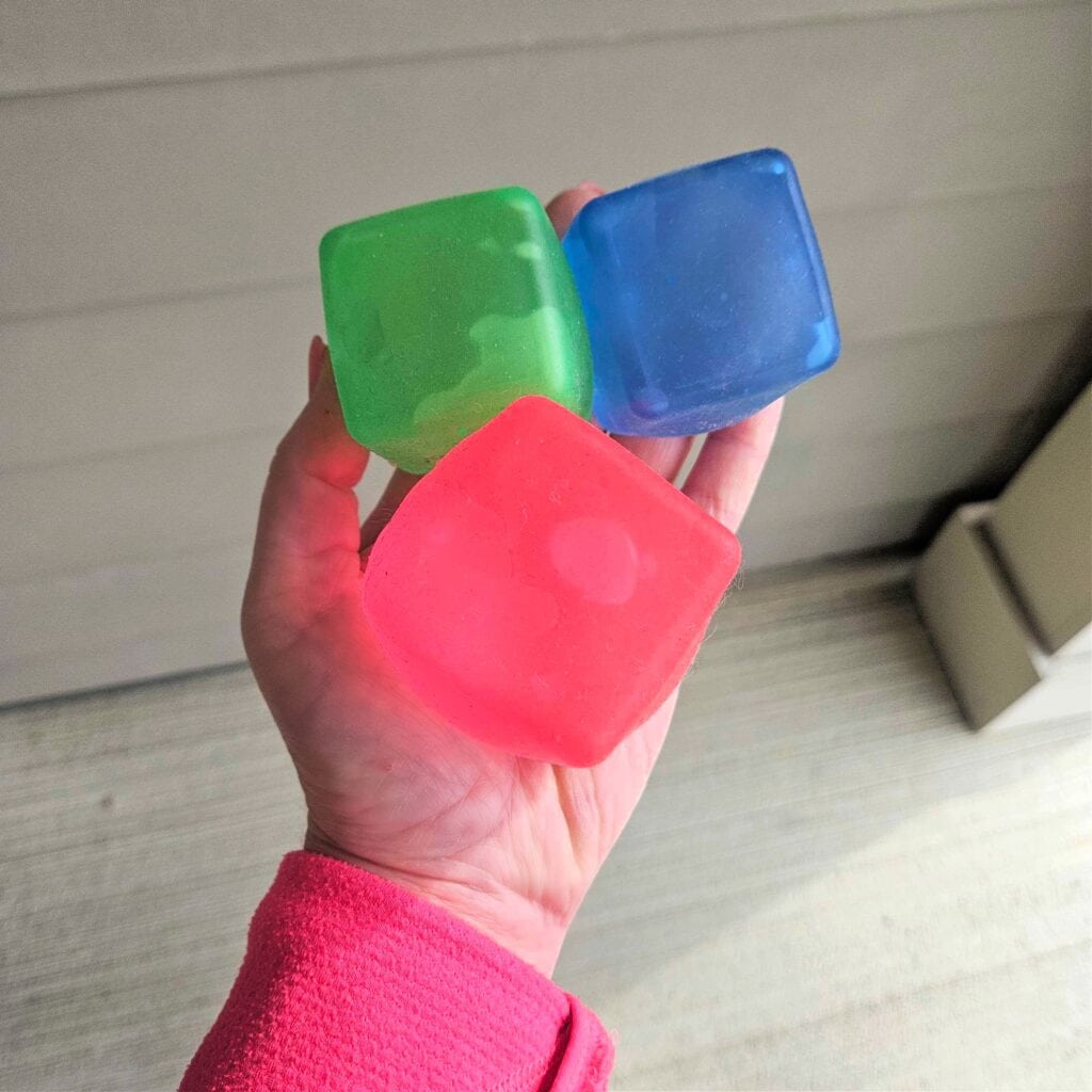 needoh in hand