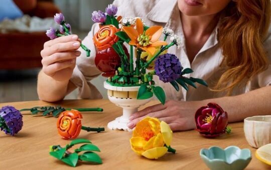 LEGO Botanicals Flower Arrangement Set