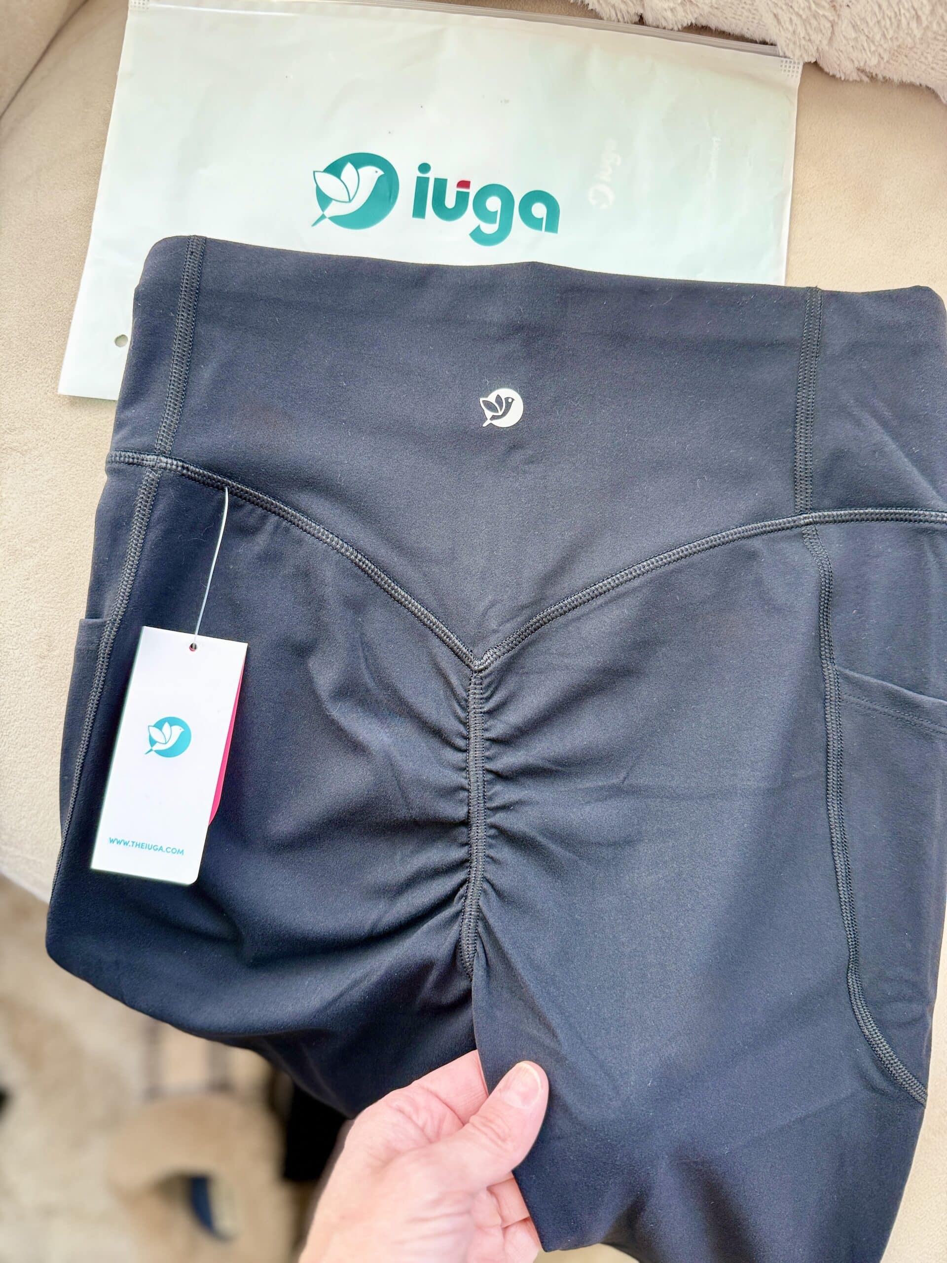 iuga butt scrunch