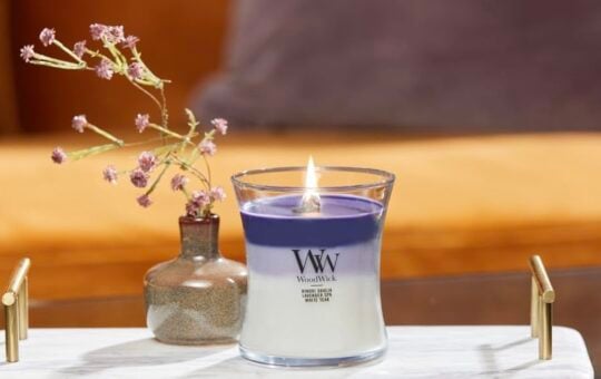 woodwick candle medium hourglass 9.7 evening luxe