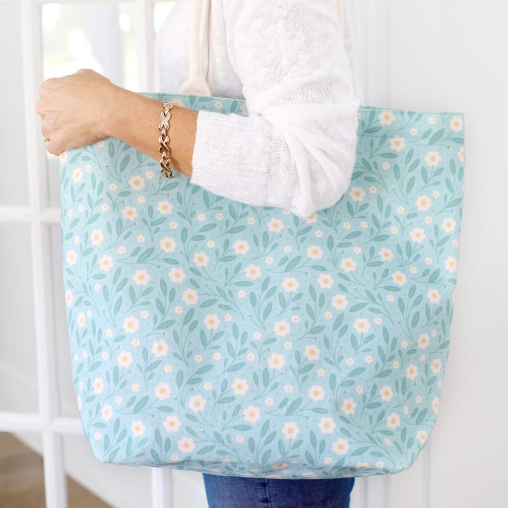 Canvas Tote BlueFloral Lauries 2 Canvas Tote BlueFloral Lauries 2