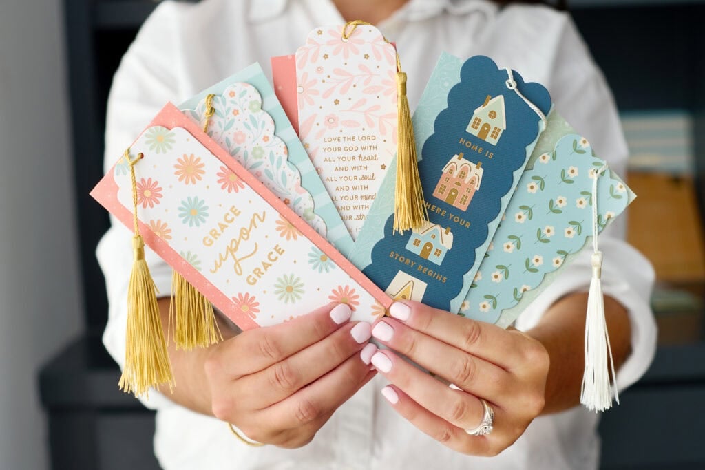 Free Bookmark 2026 Lauries 2 cropped Free Bookmark 2026 Lauries 2 cropped