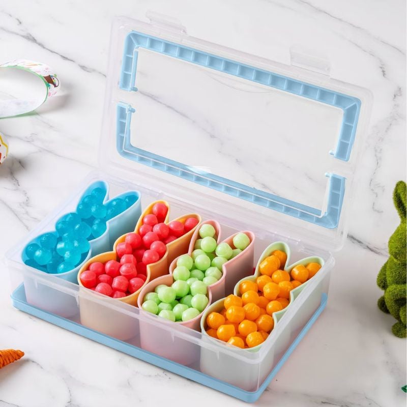 blue easter bunny snackle box