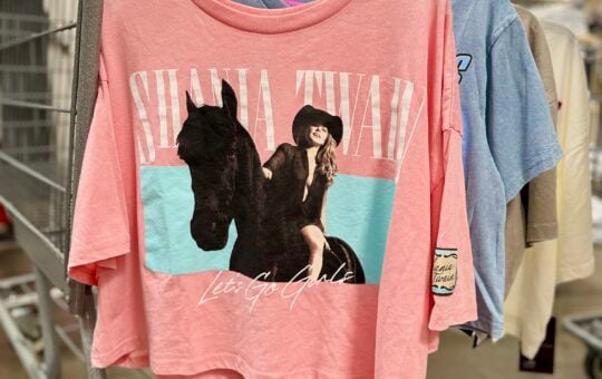 shania twain tee