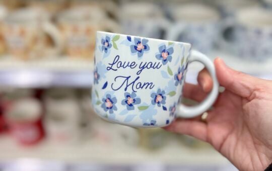 target love mom mug