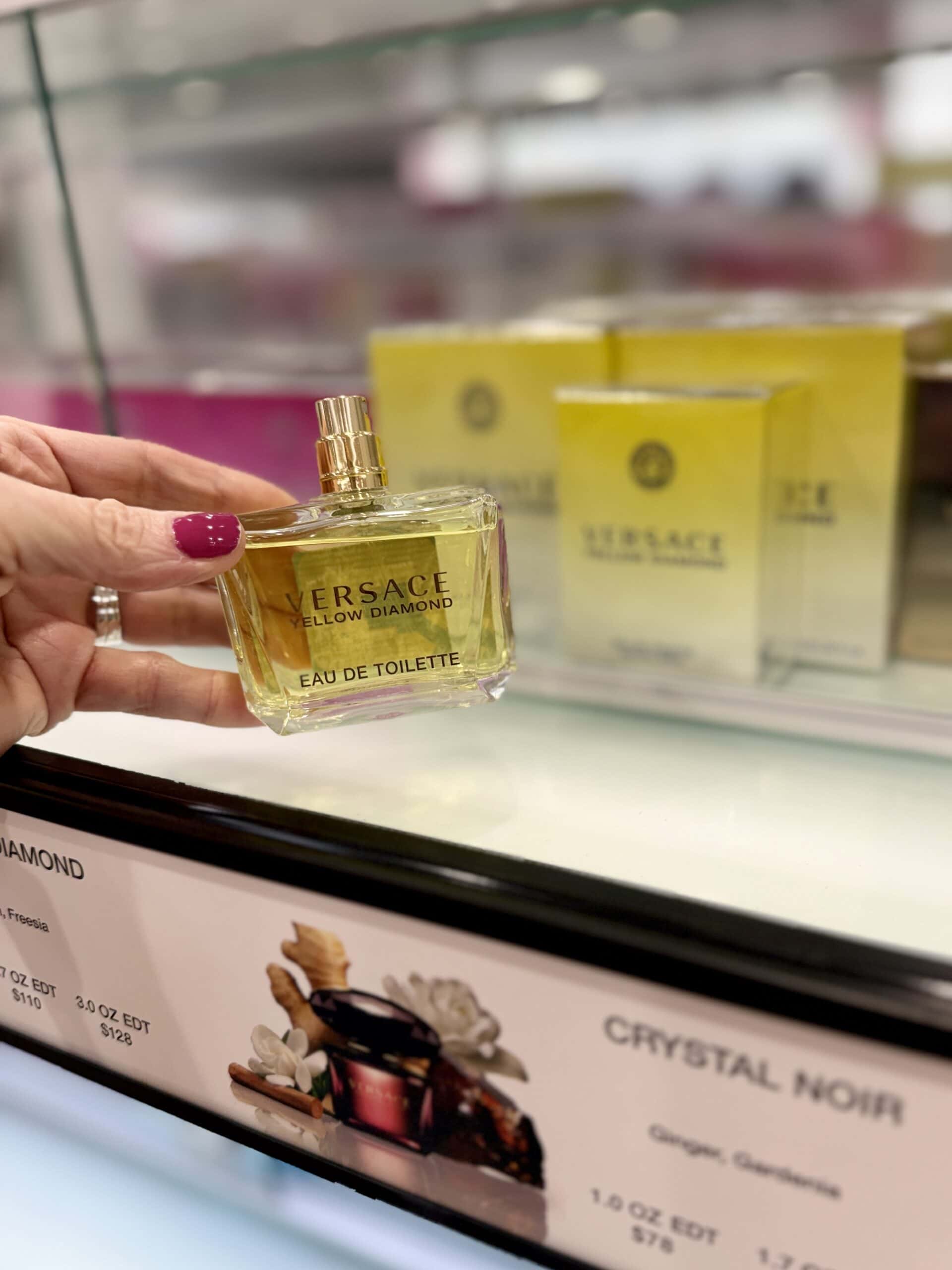 versace yellow diamond